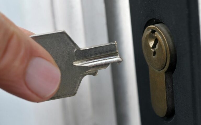 chiave rotta nella serratura